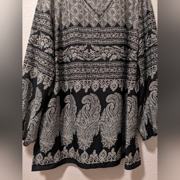 Chico's Paisley Floral V-Neck Tunic Blouse Boho Bohemian - Picture 5 of 10